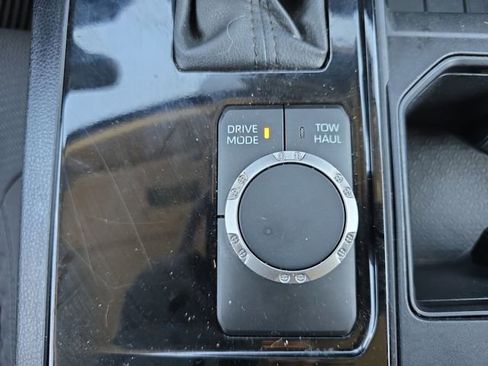 Used 2023 Toyota Tundra SR5 w/ SR5 Convenience Package RWD image 27