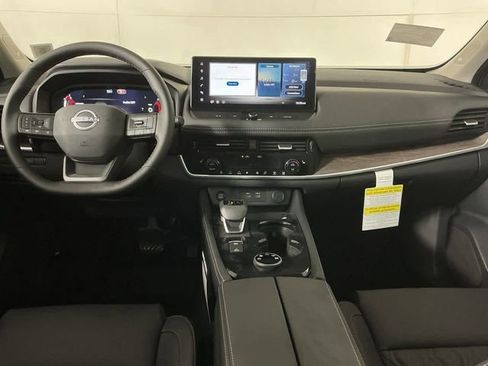 New 2026 Nissan Rogue Platinum w/ Platinum Premium Package image 12