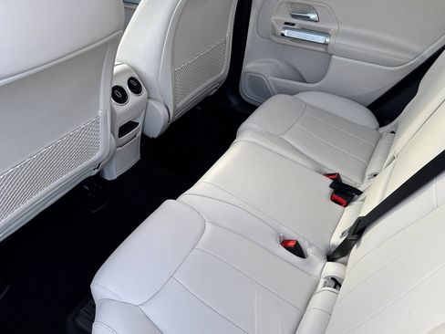 Certified 2023 Mercedes-Benz GLB 250 4MATIC image 26