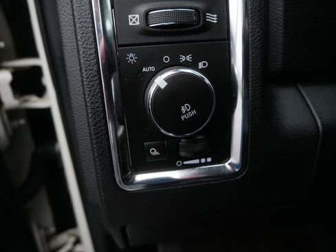 Used 2017 RAM 1500 Laramie w/ Convenience Group AWD/4WD image 23