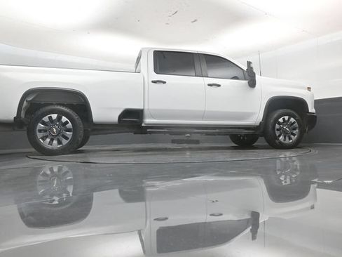 Used 2024 Chevrolet Silverado 2500 Custom w/ Custom Value Package AWD/4WD image 45