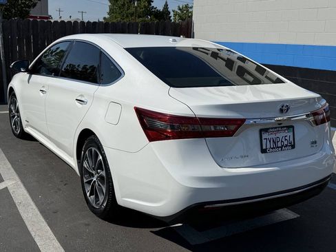 Used 2016 Toyota Avalon XLE Plus FWD image 4