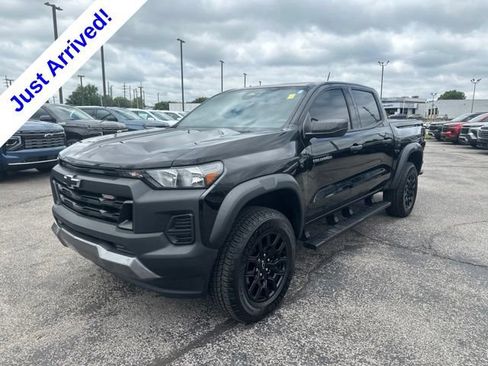 Used 2024 Chevrolet Colorado Trail Boss w/ Advanced Trailering Package AWD/4WD image 7