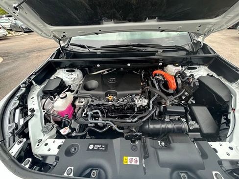 Used 2024 Toyota RAV4 XLE image 29