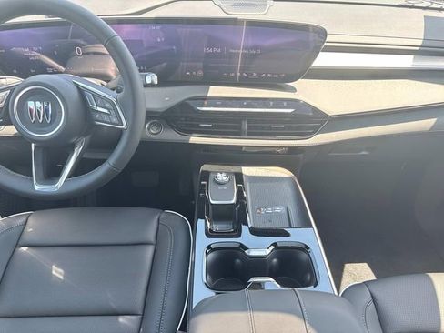 New 2026 Buick Enclave Avenir image 21