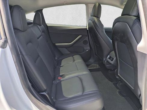 Used 2020 Tesla Model Y Long Range AWD/4WD image 20