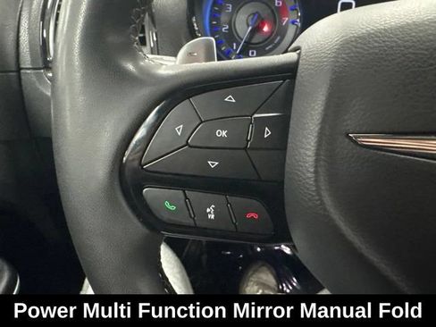 Used 2023 Chrysler 300 S w/ Comfort Group RWD image 17