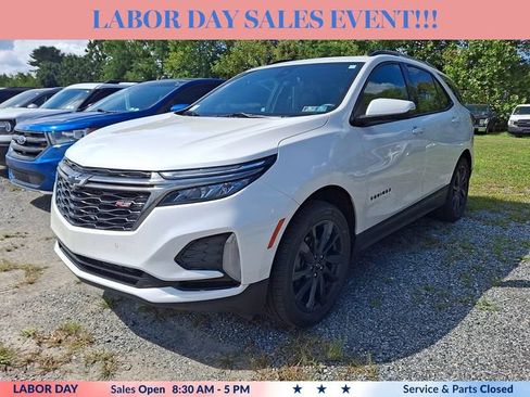 Used 2023 Chevrolet Equinox RS w/ RS Leather Package AWD/4WD image 3