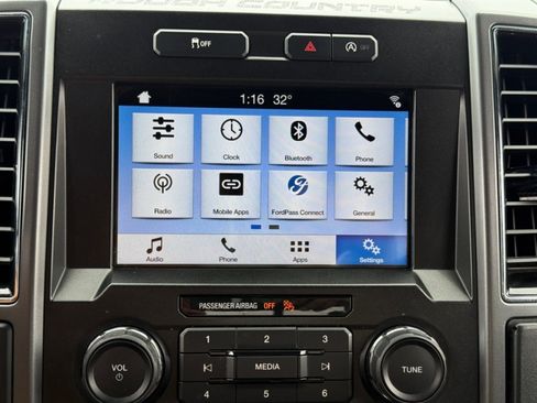 Used 2019 Ford F150 XLT w/ Equipment Group 302A Luxury AWD/4WD image 14