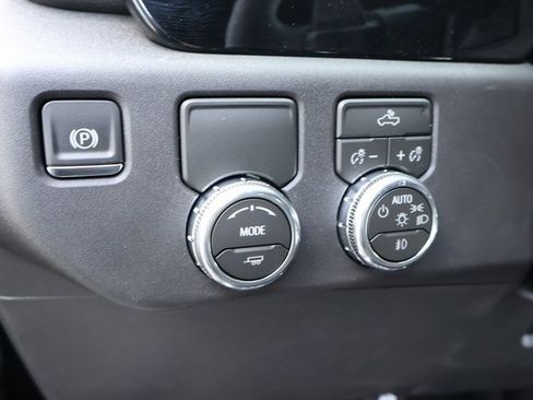 New 2026 GMC Sierra 1500 Elevation image 19
