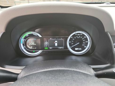 Used 2019 Kia Niro Touring image 19