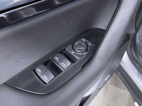 Used 2020 Chevrolet Blazer Premier w/ Driver Confidence II Package image 14