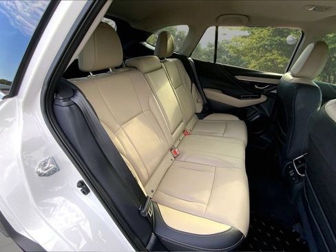 Used 2025 Subaru Outback Limited XT AWD/4WD image 24