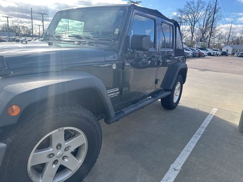 Used 2017 Jeep Wrangler Unlimited Sport w/ Quick Order Package 23S image 5