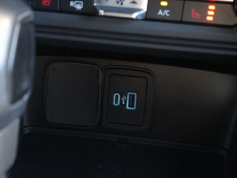 Used 2022 Ford Bronco Black Diamond image 23