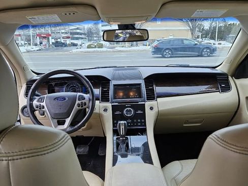 Used 2013 Ford Taurus Limited image 16