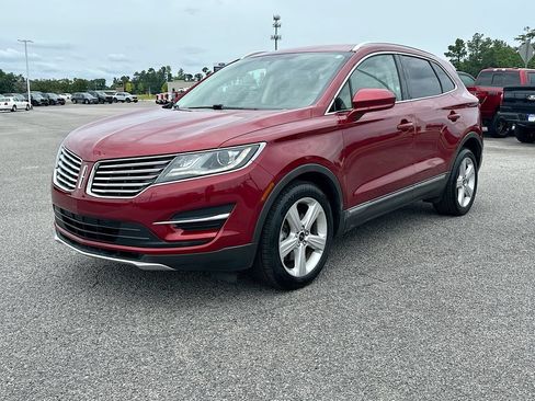 Used 2018 Lincoln MKC Premiere FWD image 1