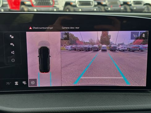 Used 2025 Audi SQ5 Premium Plus image 24