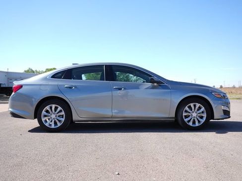 Used 2023 Chevrolet Malibu LT FWD image 3