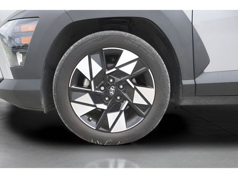 Used 2024 Hyundai Kona SEL FWD image 36