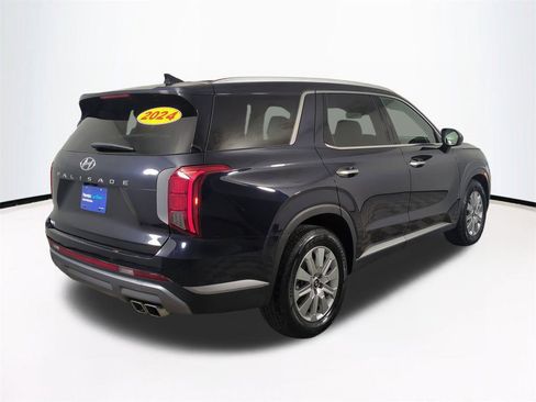 Certified 2024 Hyundai Palisade SEL image 5
