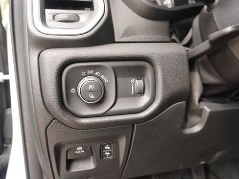 Used 2024 RAM 1500 Lone Star AWD/4WD image 13