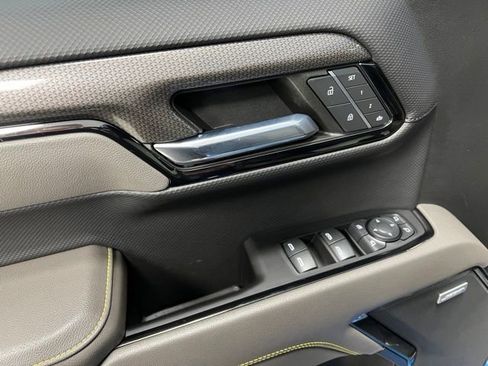 Used 2022 Chevrolet Silverado 1500 ZR2 w/ Technology Package image 25