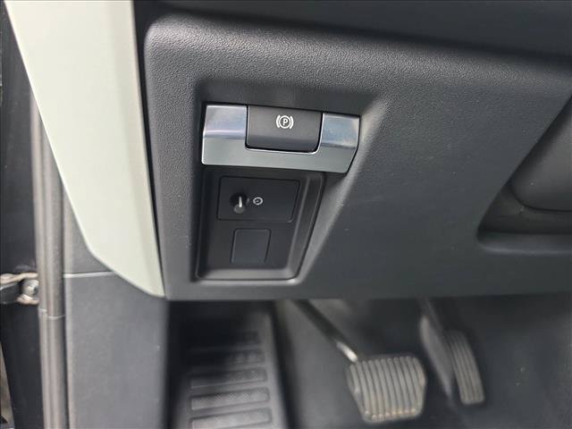 Used 2024 Land Rover Defender 110 S AWD/4WD image 25