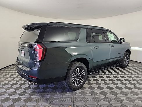 New 2026 Chevrolet Suburban Z71 w/ Comfort Package image 11