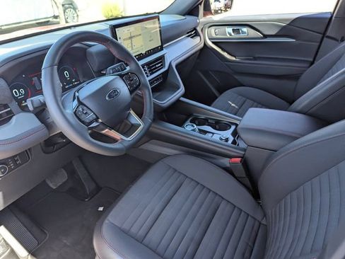 Certified 2026 Ford Explorer ST-Line RWD image 25