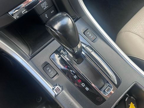 Used 2014 Honda Accord EX-L image 11