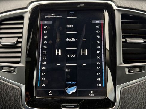 Used 2020 Volvo XC90 T6 Momentum w/ Protection Package Premier image 40