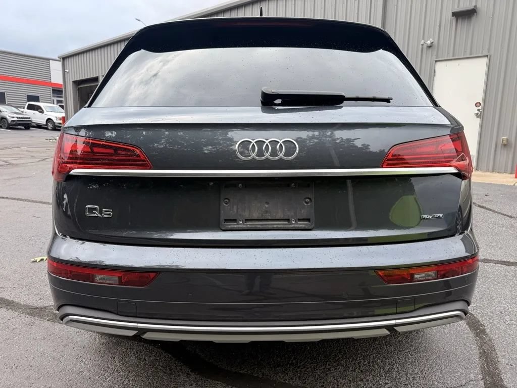 Used 2021 Audi Q5 2.0T Premium Plus w/ Premium Plus Package AWD/4WD image 3