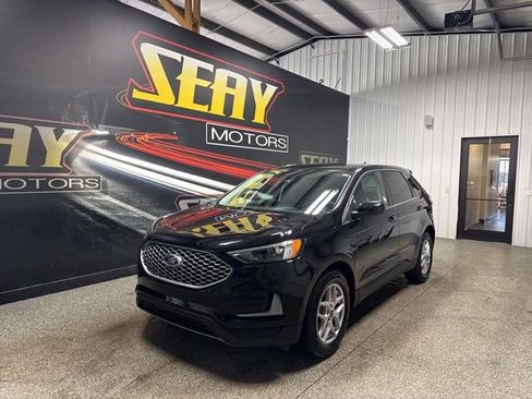 Used 2024 Ford Edge SEL image 1