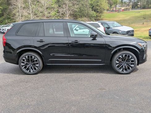 New 2026 Volvo XC90 T8 Ultra w/ Protection Package AWD/4WD image 7