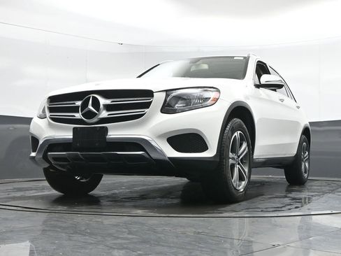 Used 2019 Mercedes-Benz GLC 300 4MATIC image 26