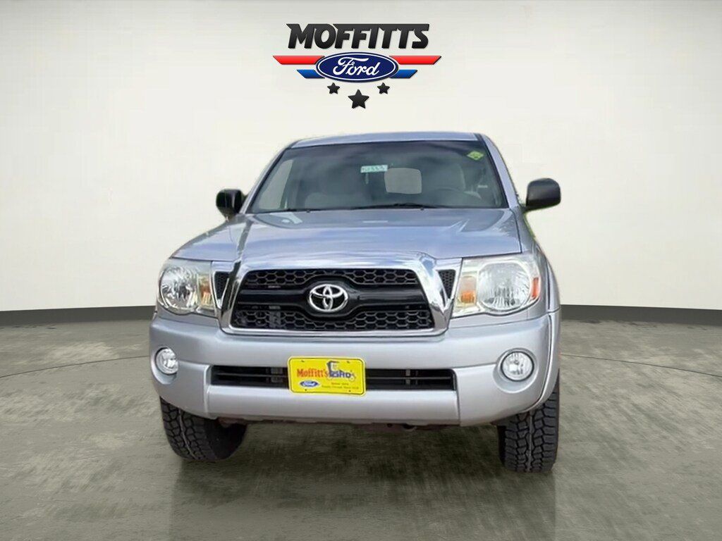 Used 2011 Toyota Tacoma PreRunner w/ SR5 Pkg #2 RWD image 8