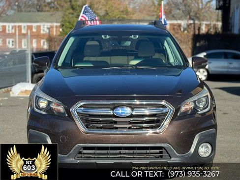 Used 2019 Subaru Outback 2.5i Limited image 2