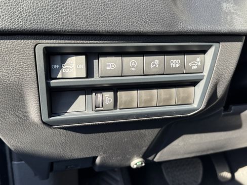 New 2026 Toyota Tundra SR5 image 17