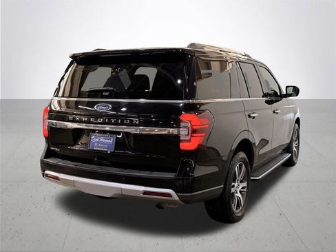 Used 2023 Ford Expedition Limited image 10