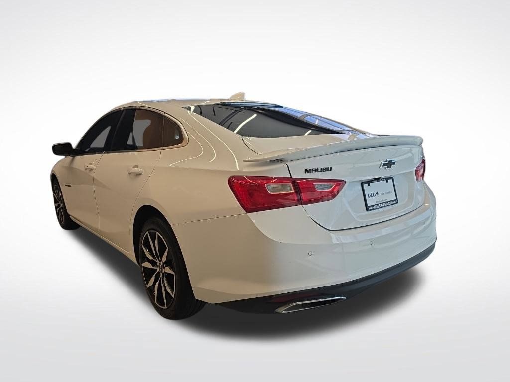 Used 2025 Chevrolet Malibu RS FWD image 10