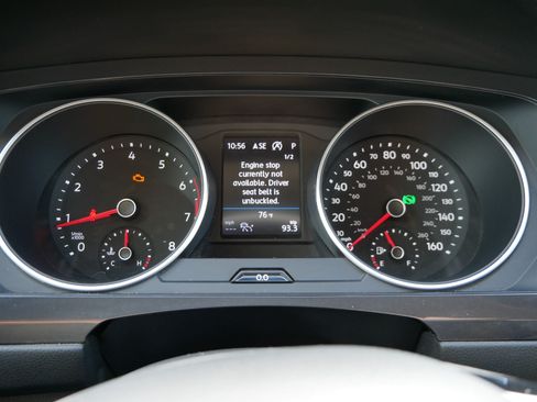 Used 2021 Volkswagen Tiguan SE AWD/4WD image 25