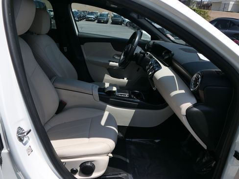 Used 2022 Mercedes-Benz A 220 image 28