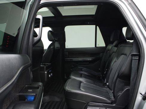 Used 2021 Ford Expedition Max Limited AWD/4WD image 13