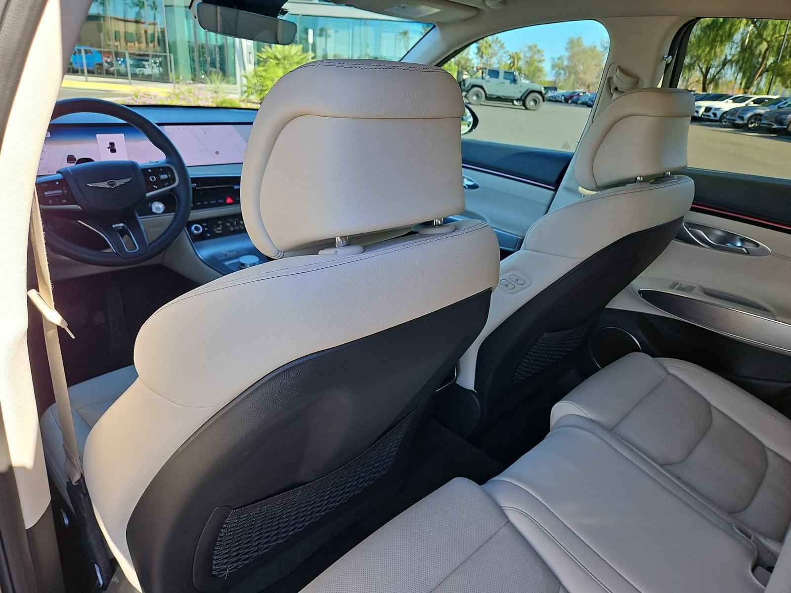 Certified 2026 Genesis GV70 2.5T Select AWD/4WD image 16