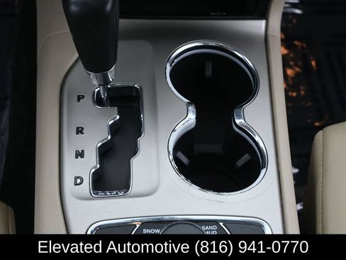 Used 2013 Jeep Grand Cherokee Limited w/ Mopar Chrome Edition Group AWD/4WD image 21