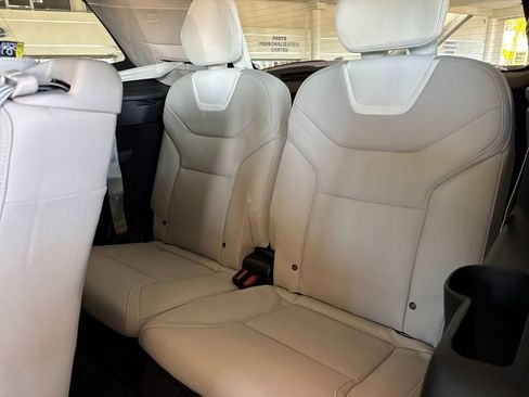 New 2025 Volvo EX90 Plus w/ Protection Package Premier image 14