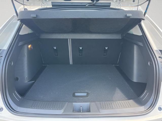 New 2026 Chevrolet Trax RS w/ Driver Confidence Package FWD image 18