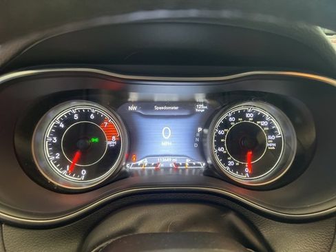 Used 2019 Jeep Cherokee Trailhawk w/ Cold Weather Group image 23