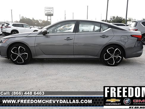 Used 2024 Nissan Altima 2.5 SR FWD image 4